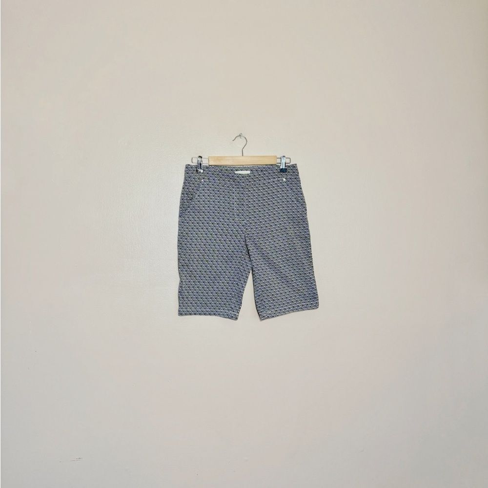 SALE! B/W Dept 222 Diamond Patterned Bermuda Shorts Size 6 EUC